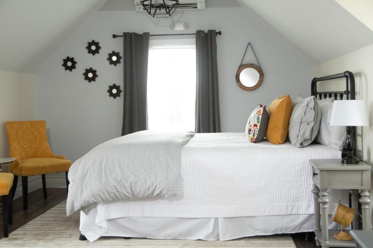The Ocean Bay House Bed & Breakfast Bay Shore Exterior photo
