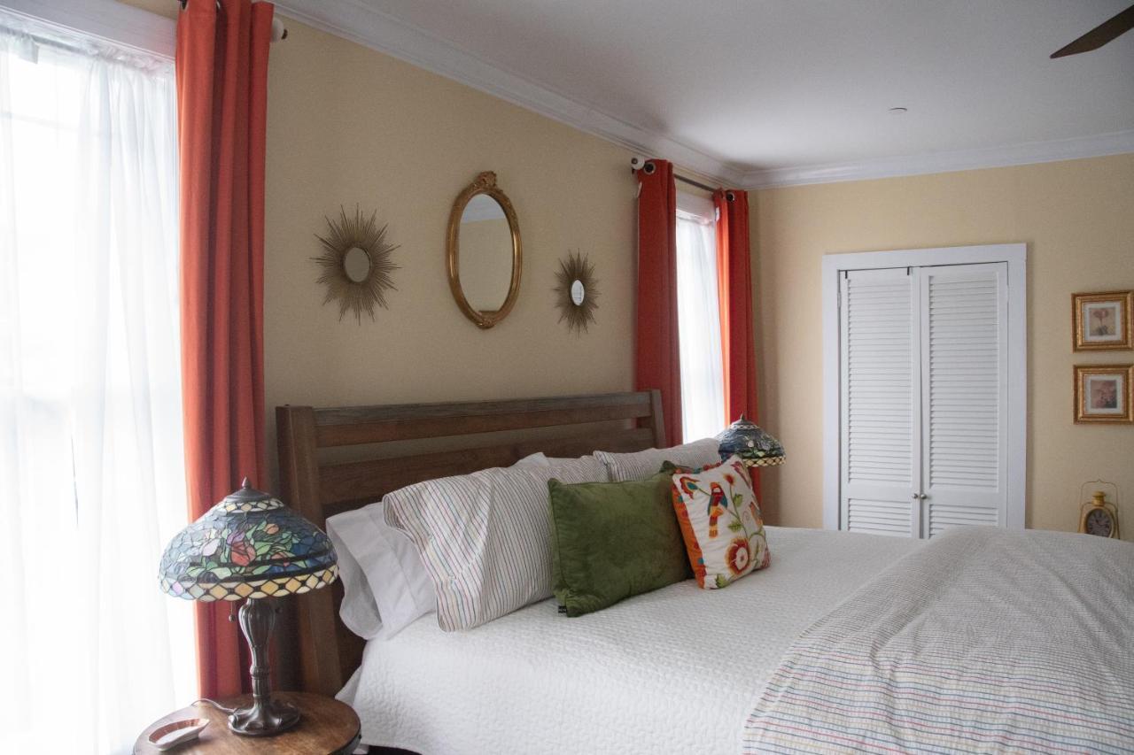 The Ocean Bay House Bed & Breakfast Bay Shore Exterior photo