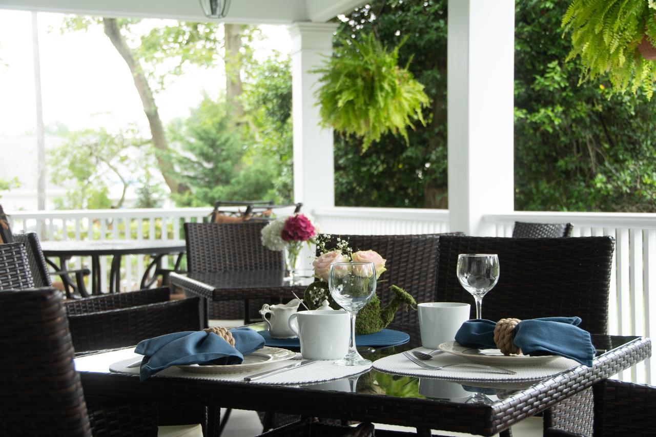 The Ocean Bay House Bed & Breakfast Bay Shore Exterior photo