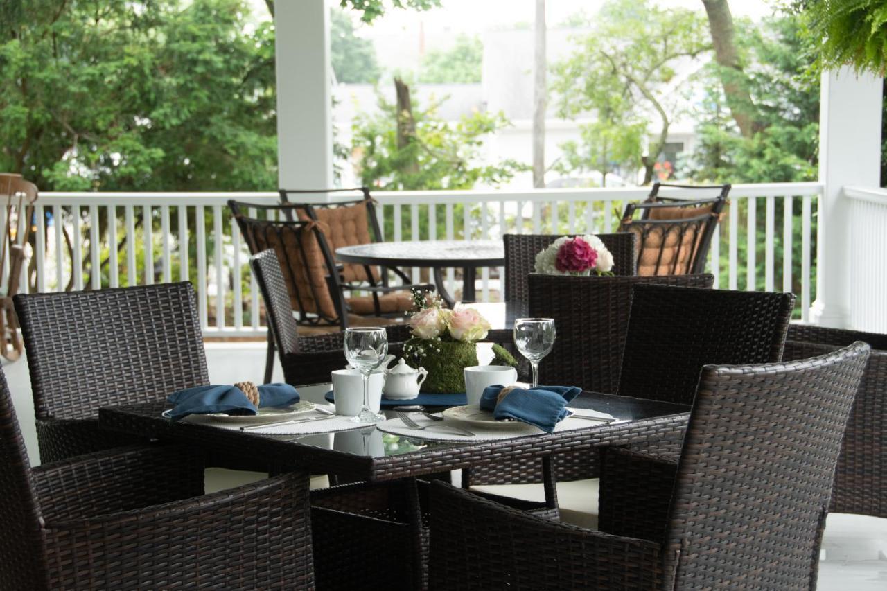 The Ocean Bay House Bed & Breakfast Bay Shore Exterior photo