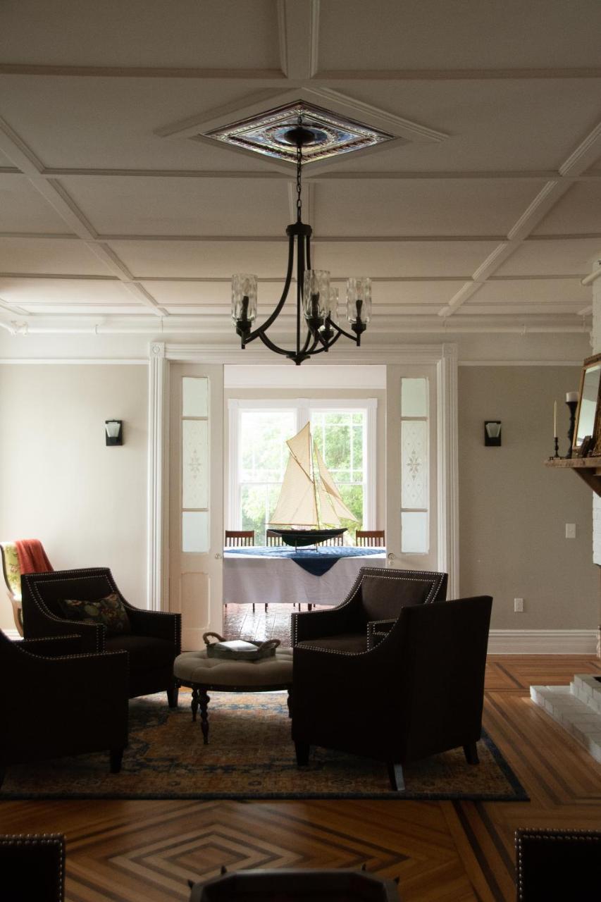 The Ocean Bay House Bed & Breakfast Bay Shore Exterior photo